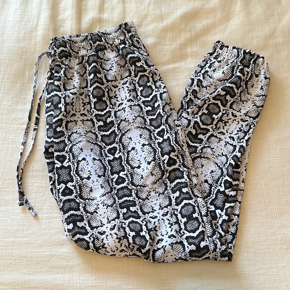 Express joggers